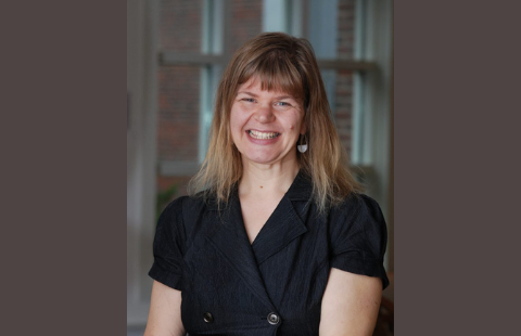 UNH Associate Professor Wendy Pothier