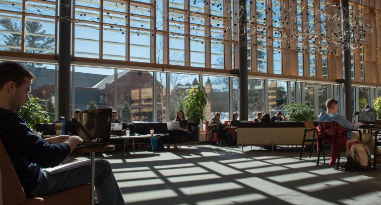 Business Administration Online Mba Peter T Paul College Of Business And Economics Unh Paul College Business Fee 2022-2023