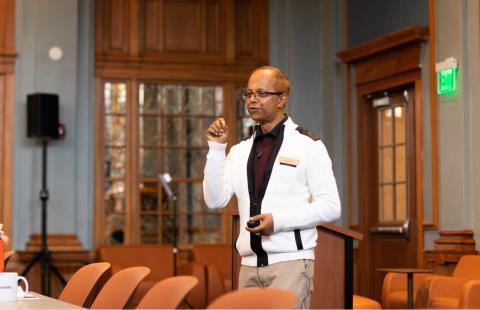 Dev Dutta leading a workshop at Hamel Honors and Scholars College.